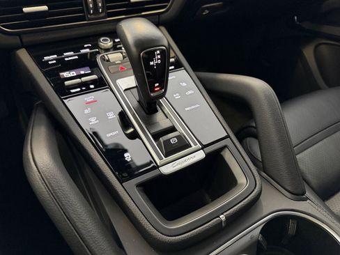 Certified 2023 Porsche Cayenne image 19