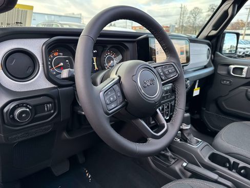 New 2026 Jeep Wrangler Unlimited Sport image 13
