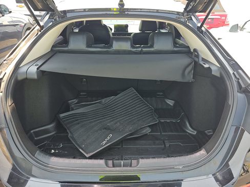 Used 2022 Honda Civic EX-L image 11