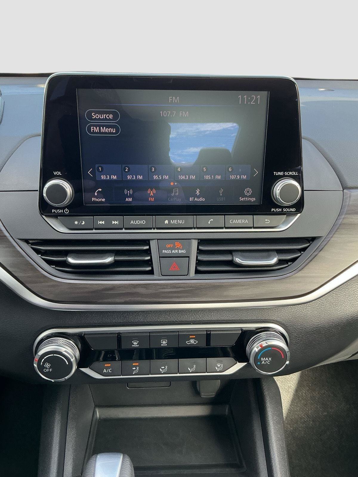 Used 2026 Nissan Altima 2.5 SV FWD image 12