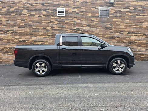 Used 2025 Honda Ridgeline RTL image 6