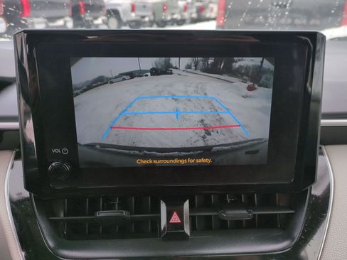 Used 2024 Toyota Corolla LE image 12