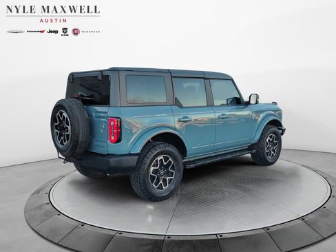 Used 2022 Ford Bronco Outer Banks image 16