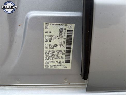 Used 2018 Nissan Frontier PRO-4X image 32