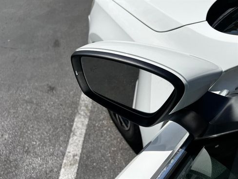 Used 2017 Volkswagen Jetta SE FWD image 25
