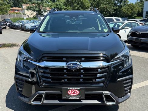 Used 2024 Subaru Ascent Touring AWD/4WD image 3