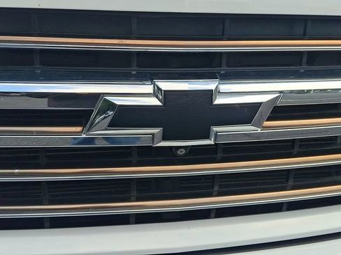 Used 2022 Chevrolet Silverado 3500 High Country w/ Z71 Off-Road Package AWD/4WD image 9