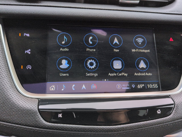 Used 2025 Cadillac XT5 Premium Luxury w/ Technology Package AWD/4WD image 23