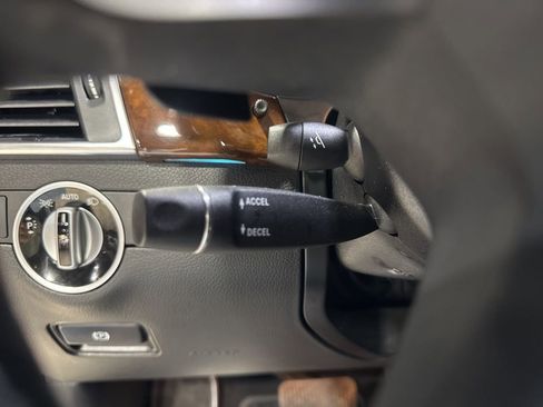 Used 2013 Mercedes-Benz GL 450 4MATIC image 15