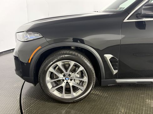 Certified 2026 BMW X5 xDrive40i AWD/4WD image 4