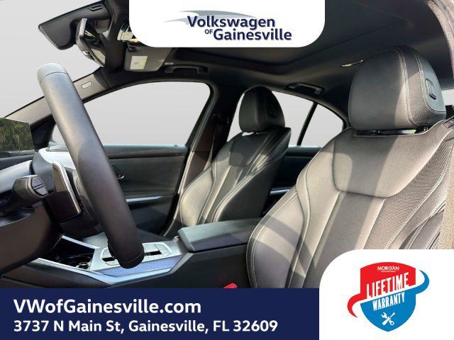 Used 2026 BMW 330i xDrive Sedan w/ Convenience Package AWD/4WD image 19