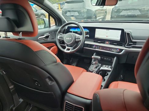 Certified 2023 Kia Sportage SX image 13