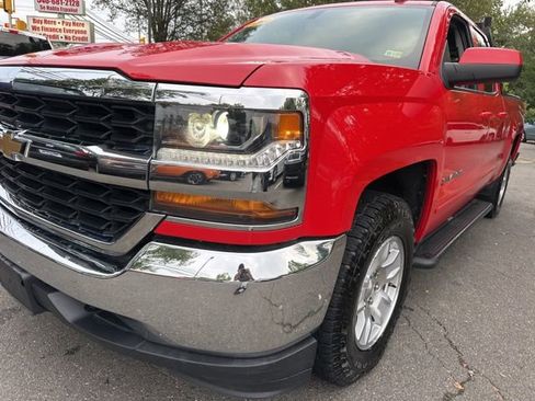 Used 2019 Chevrolet Silverado 1500 LT AWD/4WD image 10