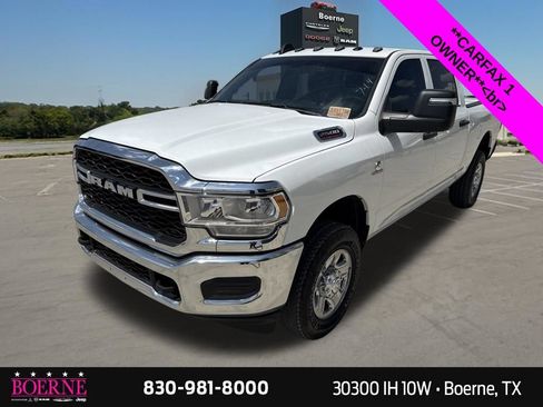 Used 2024 RAM 2500 Tradesman w/ Chrome Appearance Group AWD/4WD image 4
