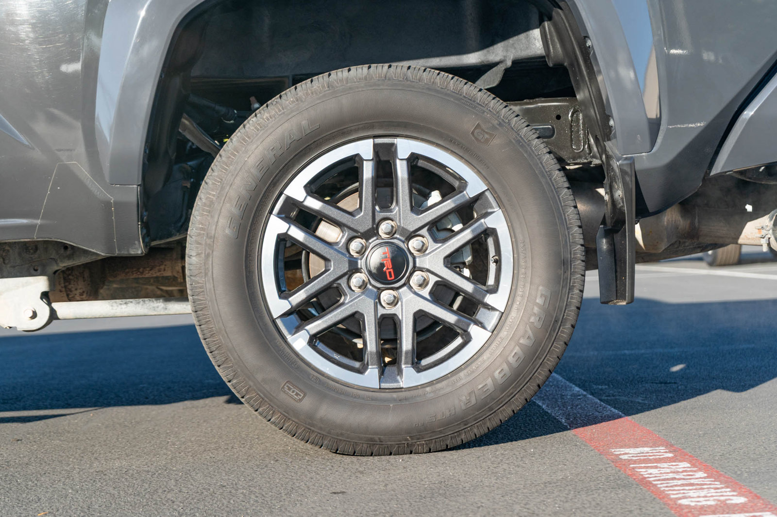 Certified 2024 Toyota Tacoma TRD Sport RWD image 12