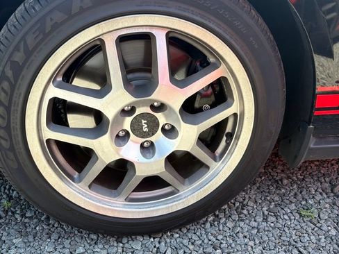 Used 2009 Ford Mustang Shelby GT500 RWD image 12