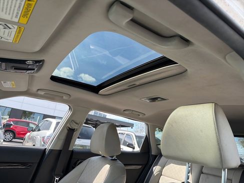 Used 2022 Kia Seltos EX image 17