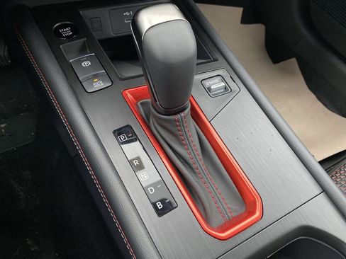 New 2026 Nissan Kicks SR w/ Cold Weather Package image 20