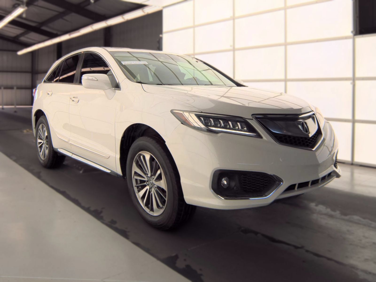 Used 2016 Acura RDX w/ Advance Package FWD image 4