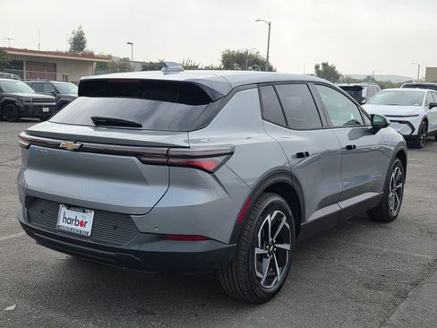 New 2026 Chevrolet Equinox EV LT image 7