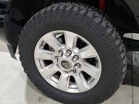 Used 2017 Ford F250 Platinum w/ Platinum Ultimate Package image 47