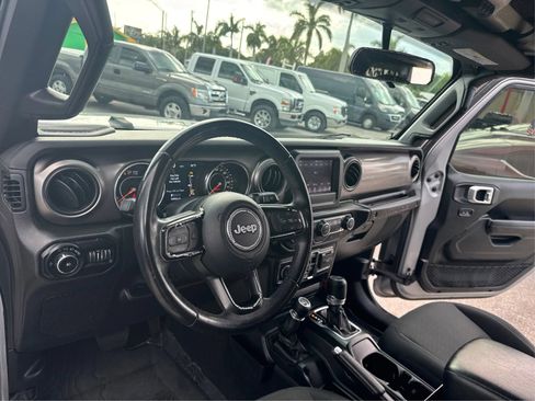 Used 2019 Jeep Wrangler Unlimited Sport S AWD/4WD image 27