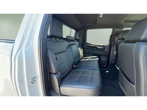 Certified 2023 Chevrolet Silverado 1500 High Country AWD/4WD image 31