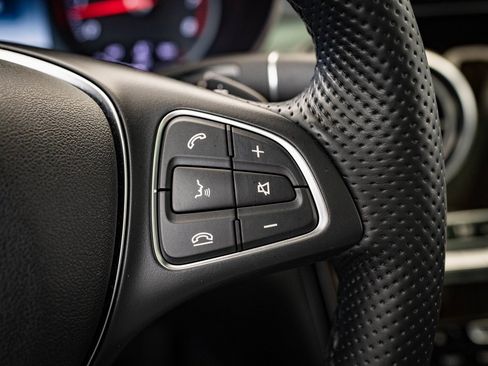 Used 2017 Mercedes-Benz GLC 300 4MATIC image 27