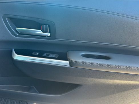 New 2026 Toyota Sienna Platinum AWD/4WD image 21