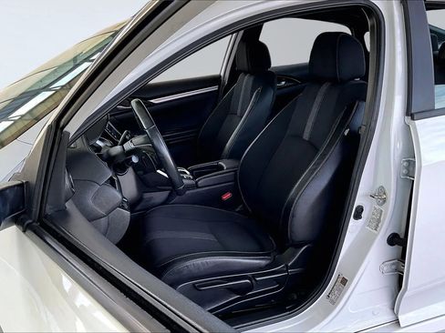 Used 2019 Honda Civic Sport image 18