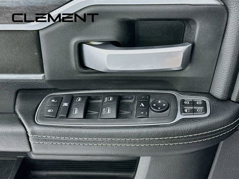 Used 2024 RAM 3500 Big Horn AWD/4WD image 24