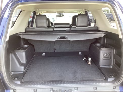 Used 2015 Toyota 4Runner SR5 Premium RWD image 12