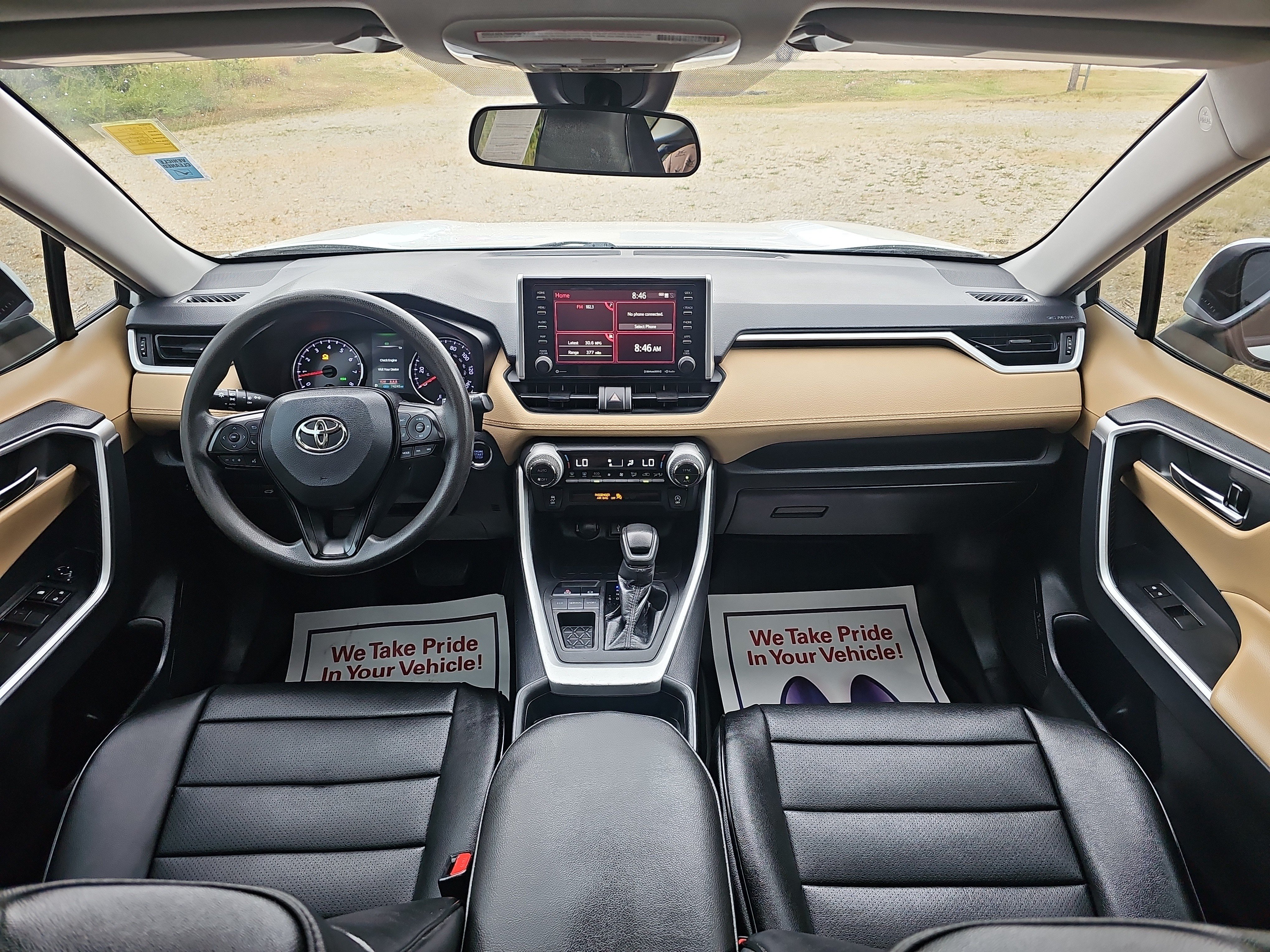 Used 2020 Toyota RAV4 XLE w/ Convenience Package FWD image 18