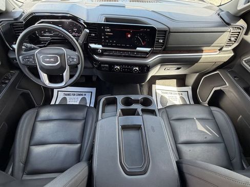 Certified 2025 GMC Sierra 1500 SLT AWD/4WD image 12
