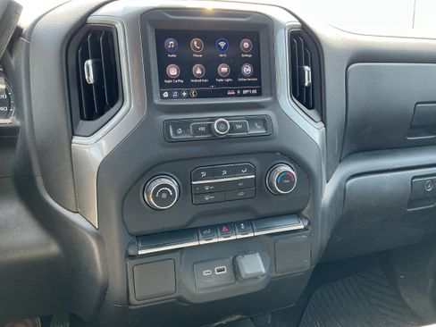 Certified 2021 Chevrolet Silverado 1500 Custom AWD/4WD image 8