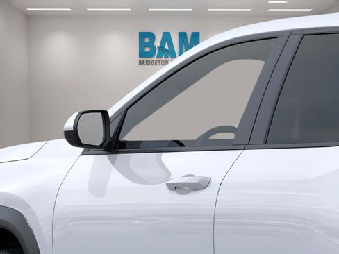 New 2026 Chevrolet Equinox LT w/ Convenience Package II image 31