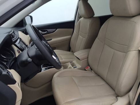 Used 2017 Nissan Rogue SL image 17