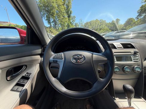 Used 2009 Toyota Camry LE FWD image 20