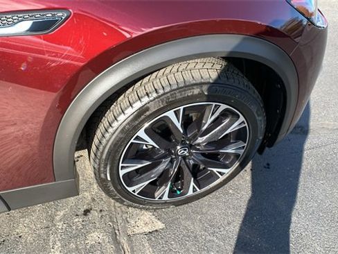 Used 2024 MAZDA CX-90 Plug-In Hybrid w/ Premium Plus image 32