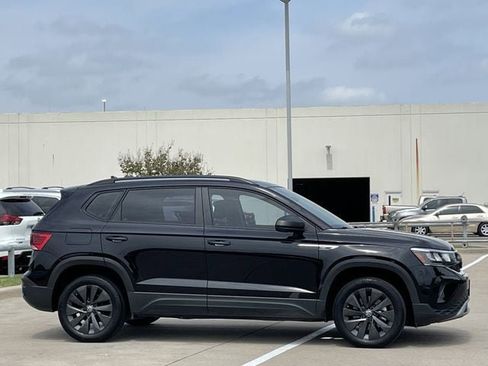 Used 2023 Volkswagen Taos S w/ Driver Assistance Package image 3