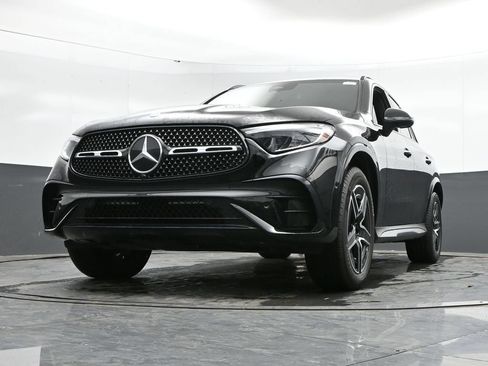 Used 2023 Mercedes-Benz GLC 300 image 40