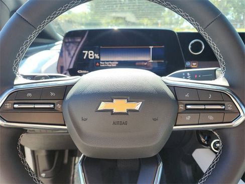 New 2026 Chevrolet Equinox EV LT image 15