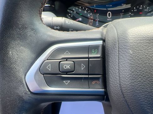 Used 2022 Jeep Compass Limited w/ Sun and Sound Group AWD/4WD image 30