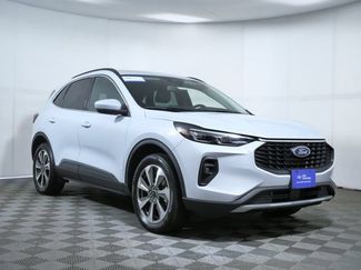 Certified 2025 Ford Escape Platinum AWD/4WD video 1