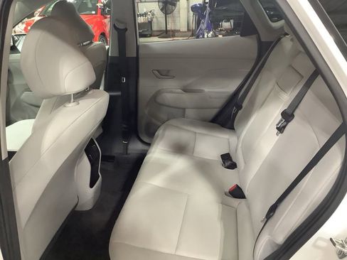 Used 2024 Hyundai Kona SEL image 17