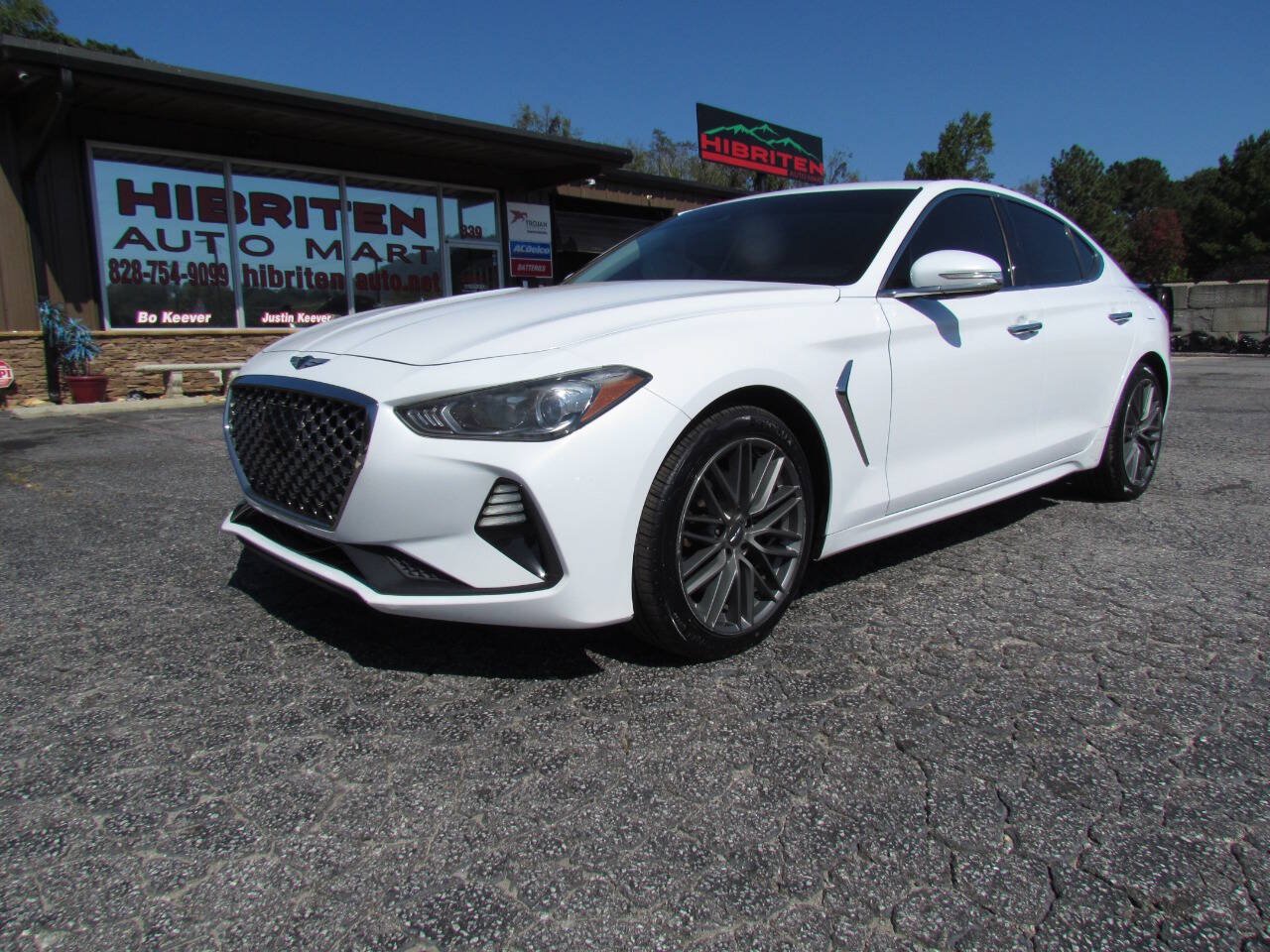 Used 2019 Genesis G70 2.0T Advanced RWD image 1