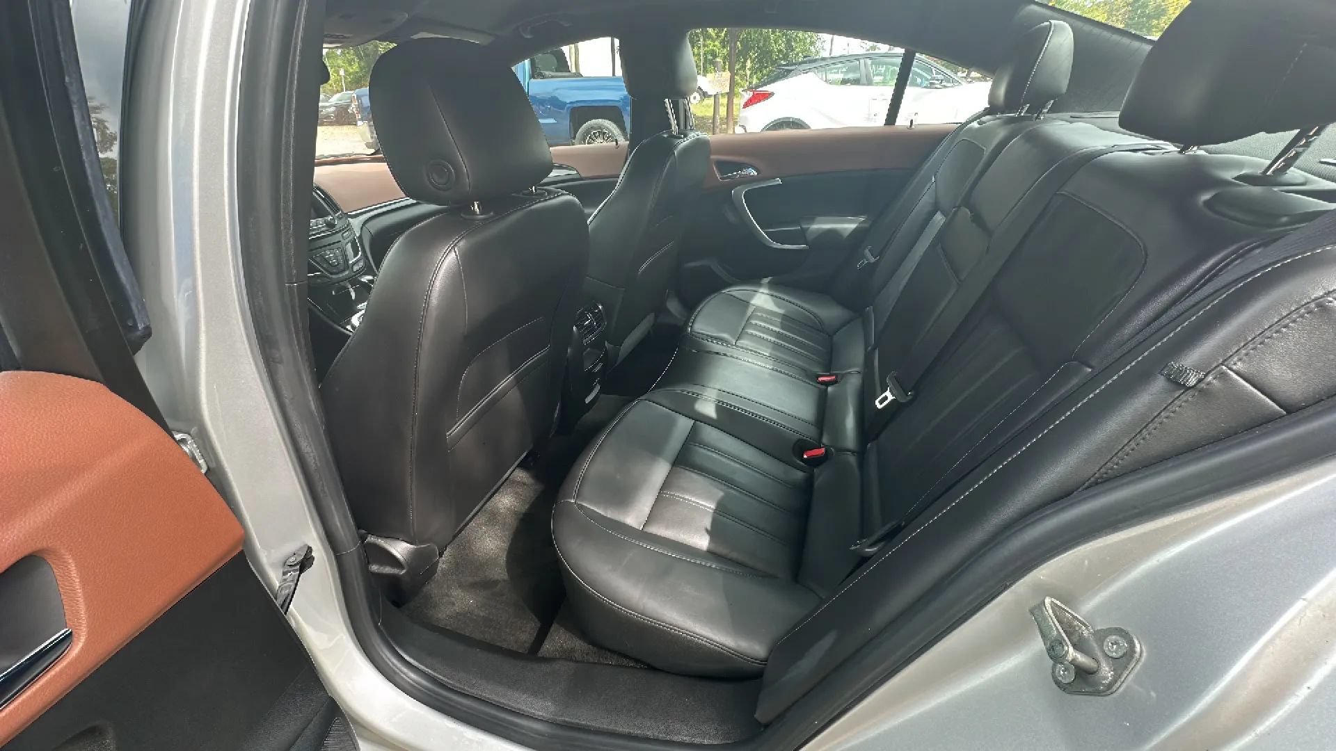 Used 2015 Buick Regal Premium FWD image 11