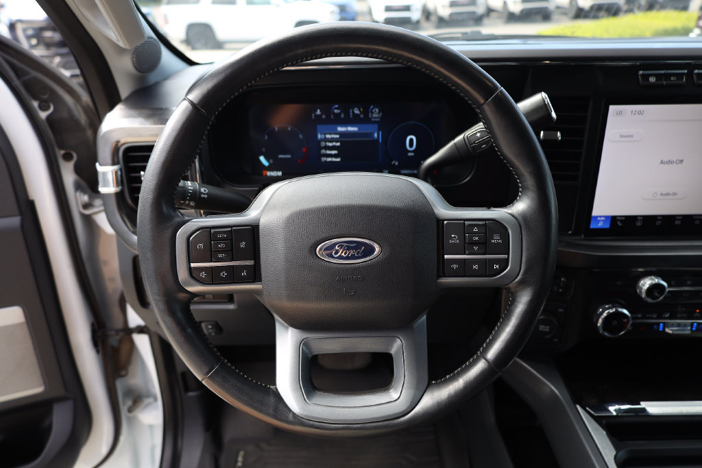 Used 2024 Ford F350 Lariat AWD/4WD image 13