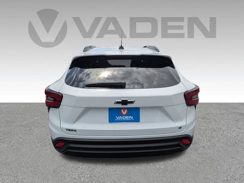 New 2026 Chevrolet Trax LT FWD image 26
