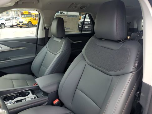 New 2026 Ford Explorer Active AWD/4WD image 13
